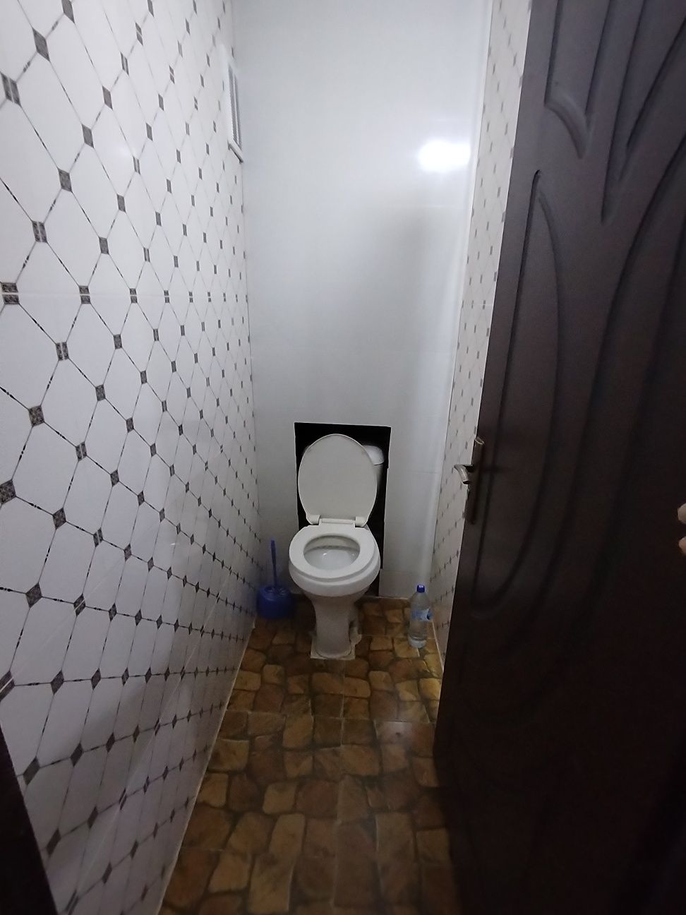 Xamid. Olimjon metroda 2 xonali uy sotiladi