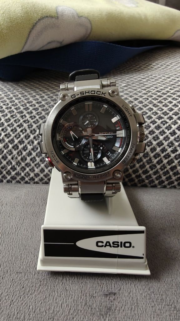 Casio G-Shock MTG-B1000-1AER