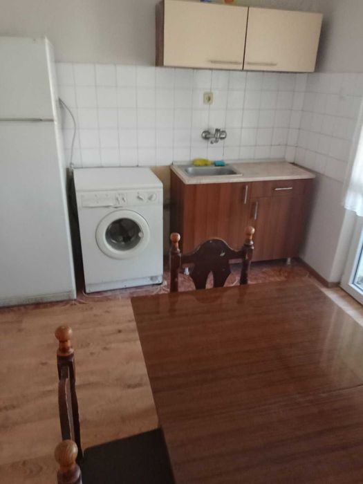 Продава се Тристаен апартамент в Пловдив, Въстанически - 110 кв.м за 1455 €/кв.м - Снимка #1