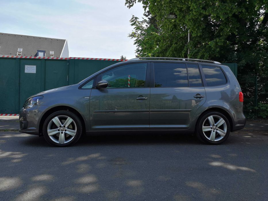 VW Touran 2.0 TDI, 2014, automată, 7 locuri – ideală pentru familie