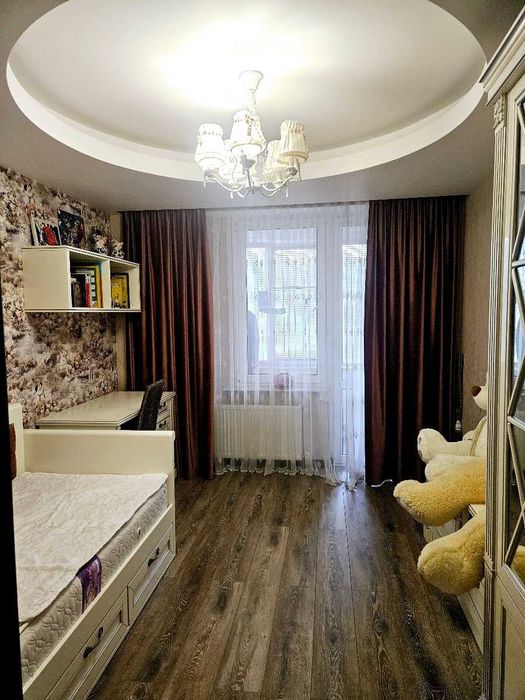 Дава се под наем Тристаен апартамент в София, Красно село - 89 кв.м за 550 € - Снимка #2