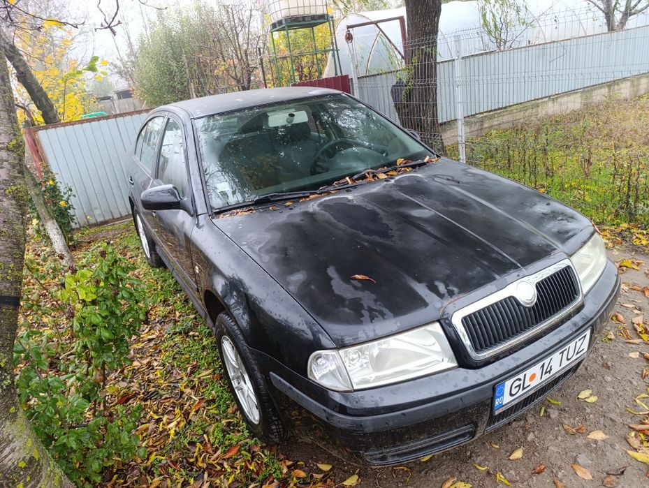 skoda octavia 1 1.6 benzina