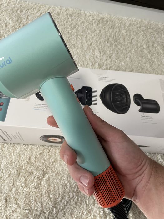 Dyson Supersonic HD16 – uscător de păr profesional