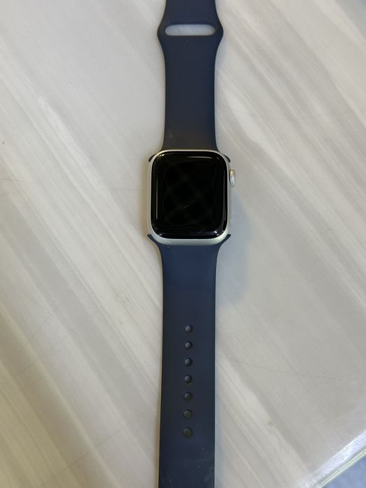 Apple watch 8 series