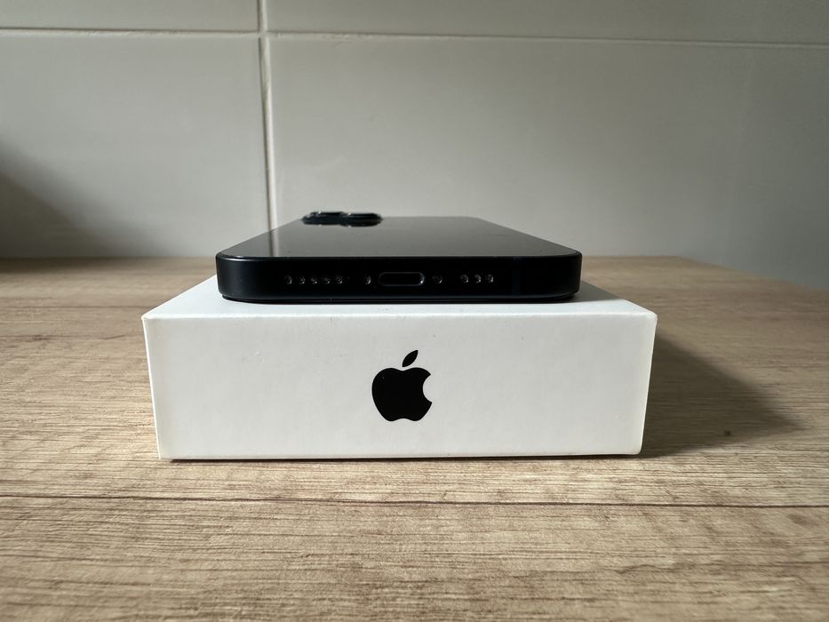 Apple iPhone 13, 128GB, 5G, Midnight