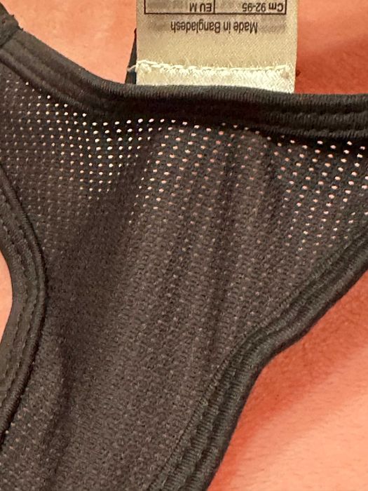 Bustiera Fitness noua, cu eticheta