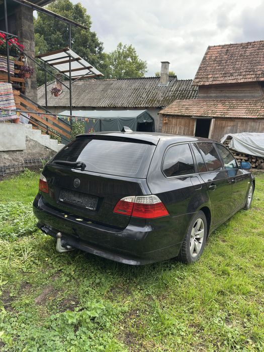 De vânzare sau schimb cu 4x4 un BMW E61 2009 525D cu motor de 3.0 D