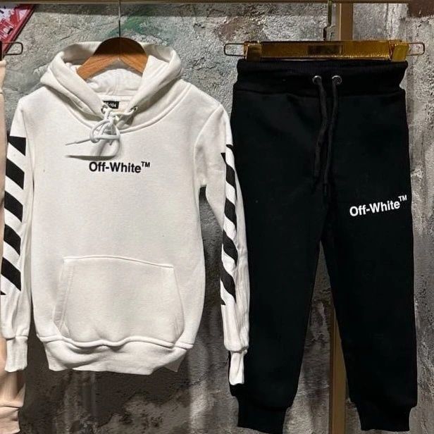 Treninguri .Modele noi.Calitate premium