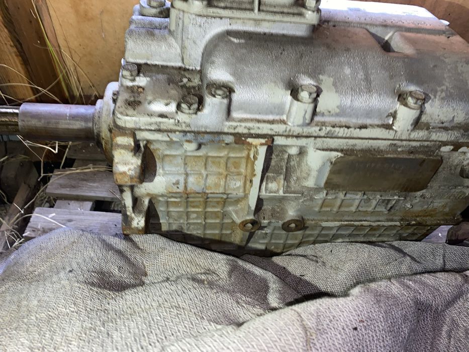 Камаз каробка и Редуктор от камаза