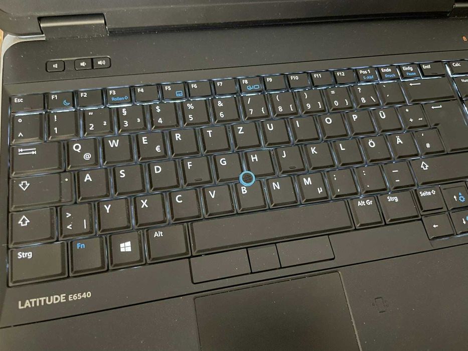 Dezmembrez laptop Dell Latitude E6540 i5, 8 Gb ram , ssd 240Gb