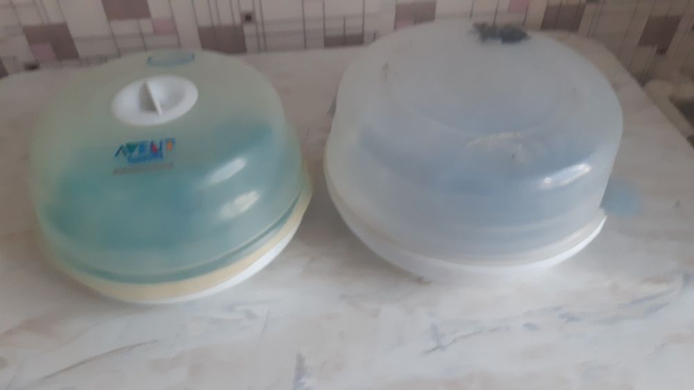 Стерилизатор для бутылочек для кормления в микроволновке.