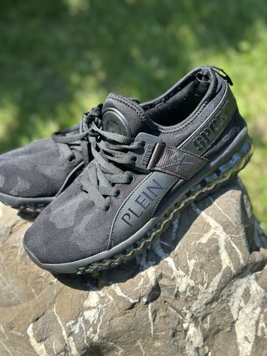 Vand adidasi Plein Sport originali