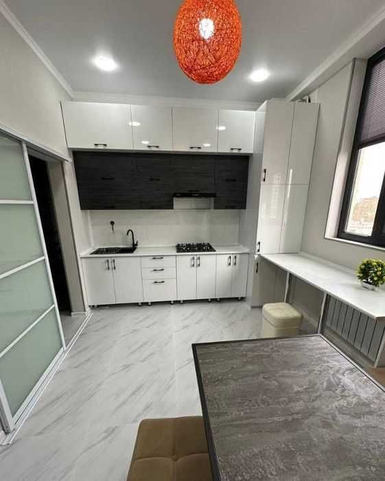 Срочно сдаётся 3 ком/4/9 на Мирзо Улугбекском ор-р Дархан