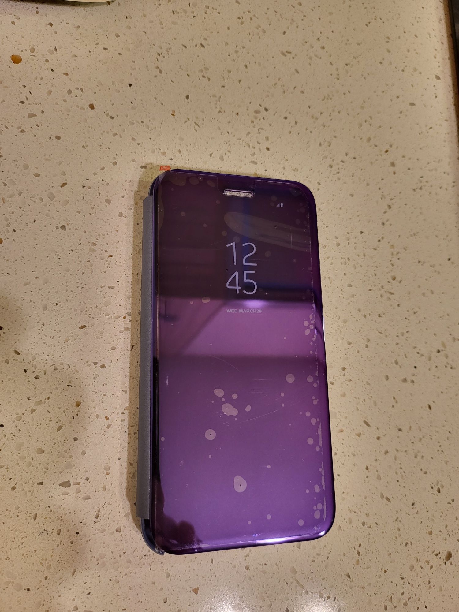 Калъфи за Samsung и iPhone