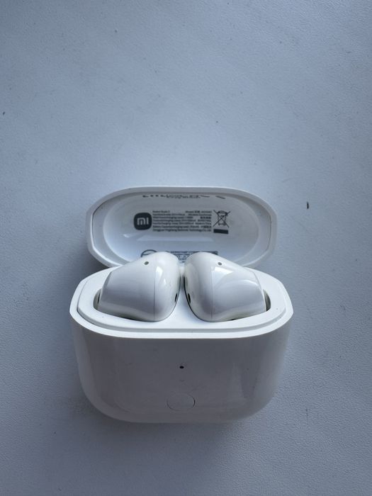 Продам наушники Xiaomi