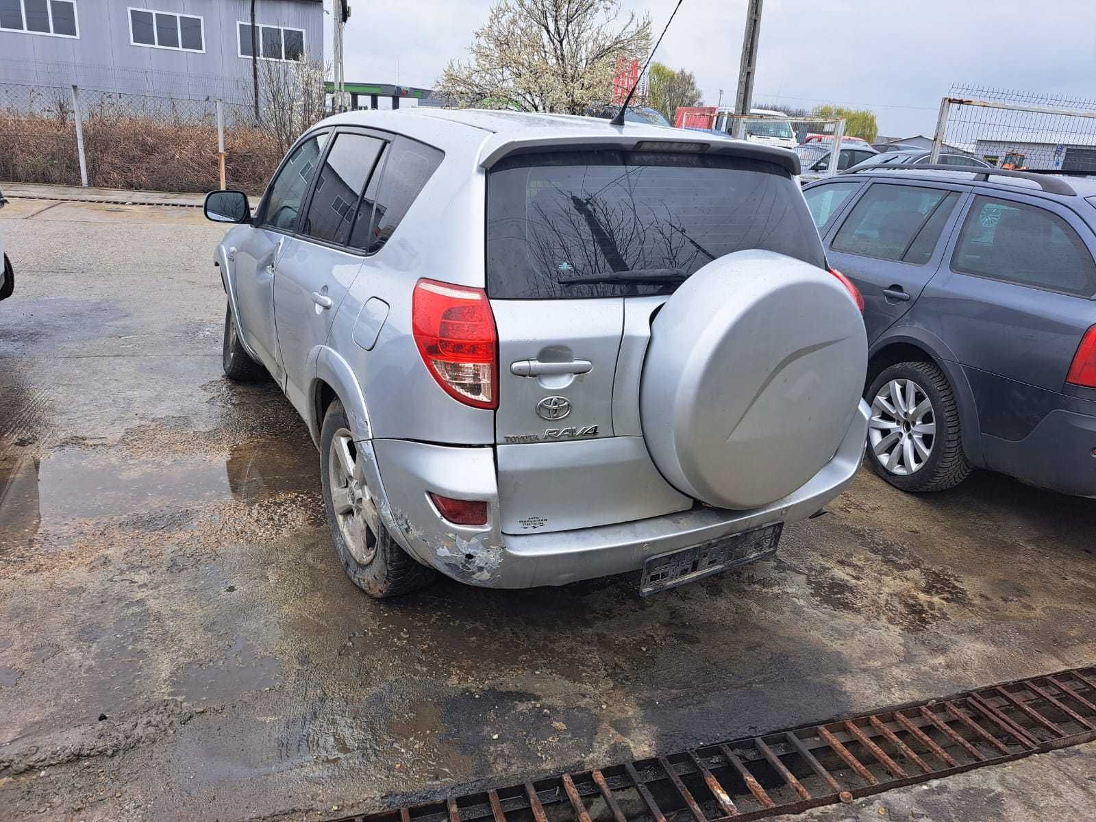 Dezmembrez Toyota RAV 4 2.2 D 2Ad 177 Cai tractiune integrala 2007