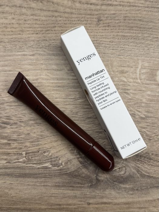 Гланц за устни Yenges Manhattan