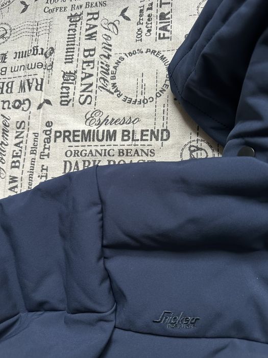 Snickers original яке.XL