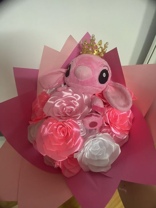 Buchet satin cu stitch