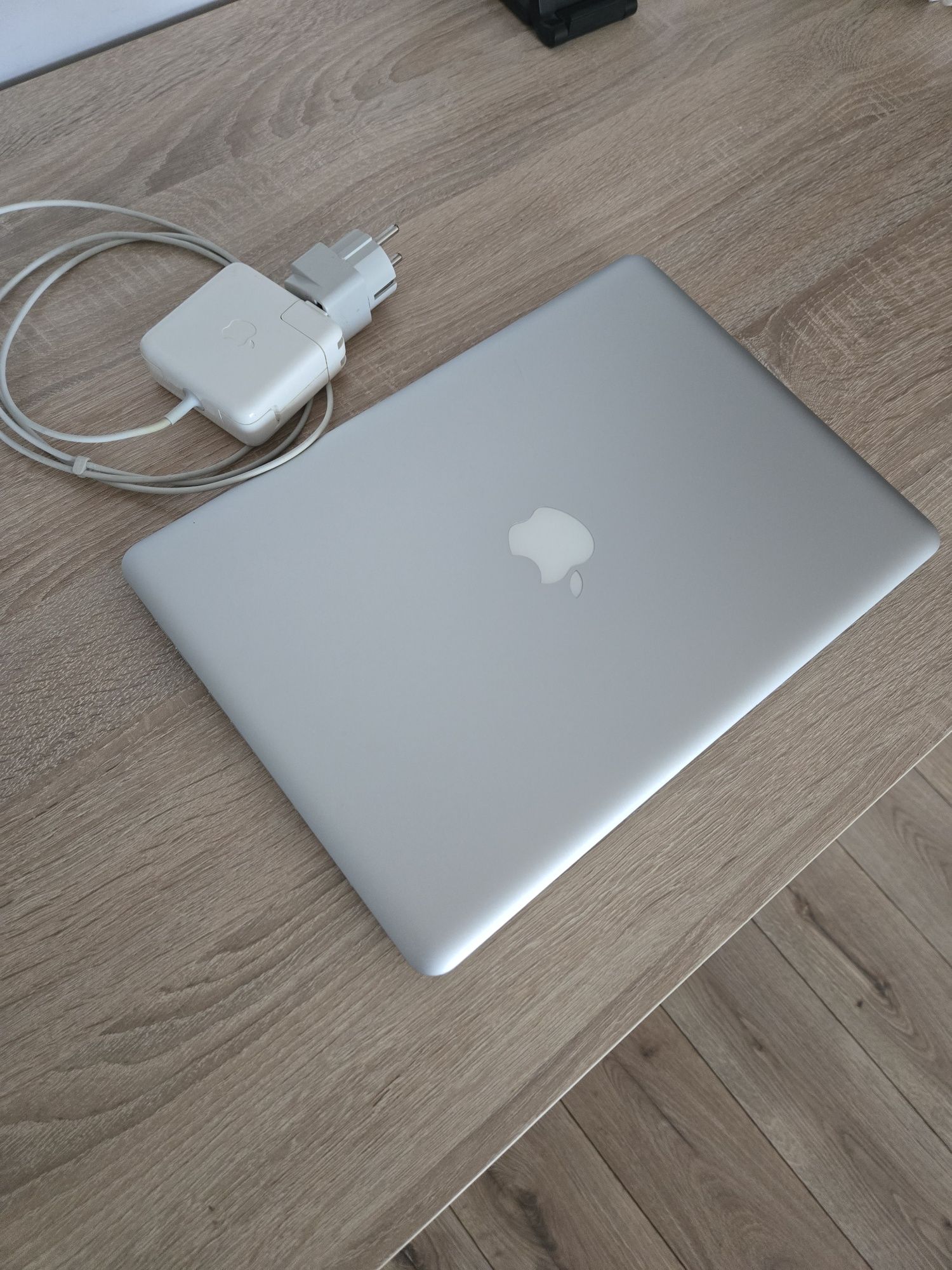 MacBook Pro 13 16GB, SSD 250GB
