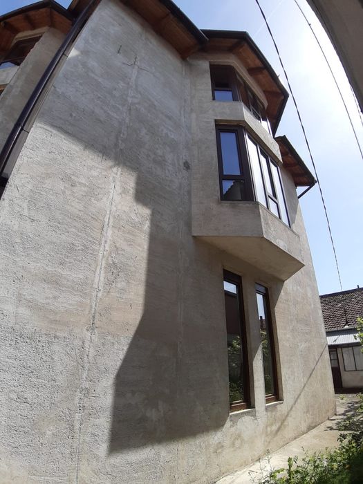 2 case de vanzare in Lugoj central