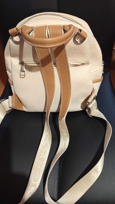 Дамска чанта тип раница