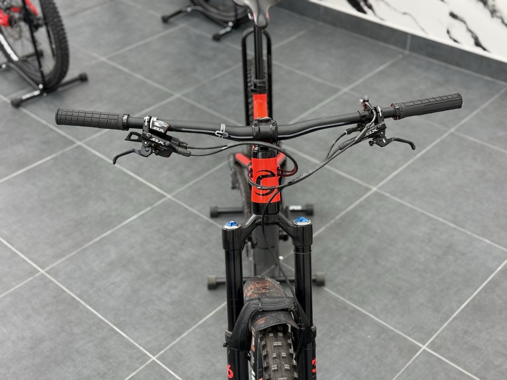 Cannondale Jekyll 3 Carbon 27.5 L 1x11 Shimano XT