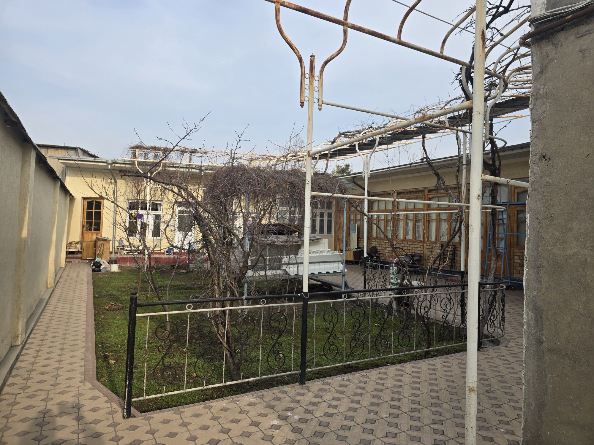 Продаётся участок в центре города 4.6 соток