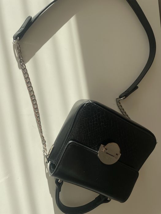 Малка дамска чанта