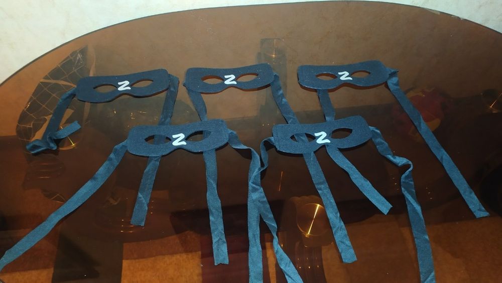 Шляпы есть варианты. Новые, прокат нет