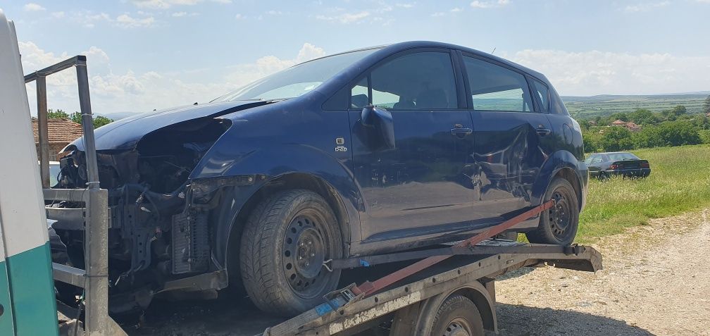 Тойота Корола Версо 2.0д4д 116к.с на части Toyota Verso 2.0d4d 116