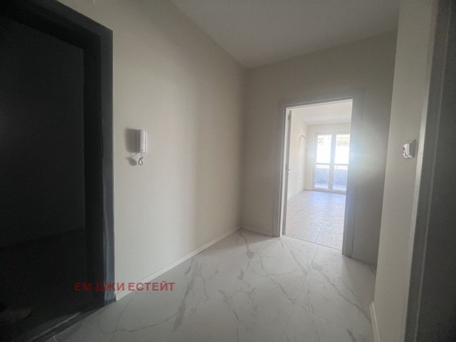 Продажба на 1-стаен в гр. Поморие - 65m². АКТ 16. Завършен до ключ.