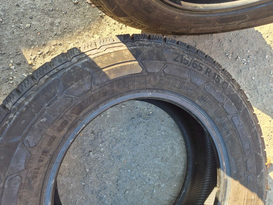 2 Anvelope de IARNA - 215/65/15C - Continental - APP NOI DOT 2023 !