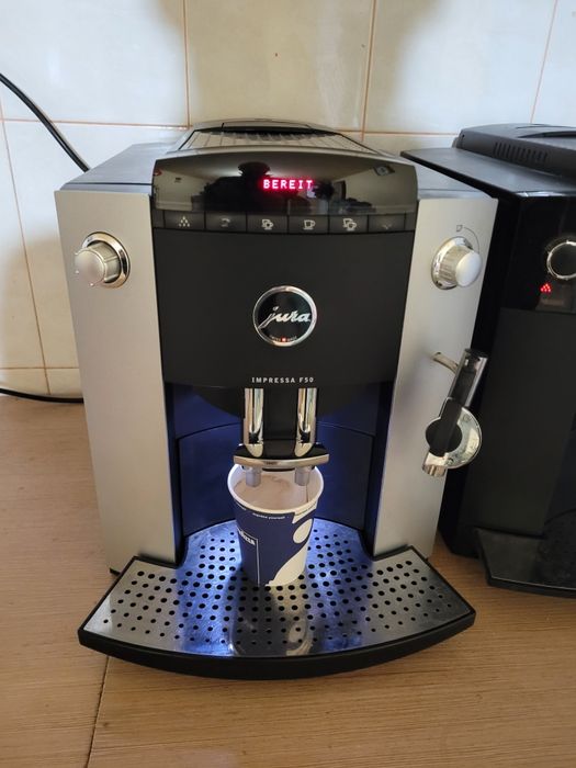 Expresor de Cafea Jura  F 50 și C 5  / 2 bucăți