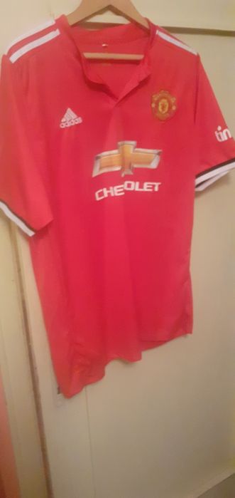 Футболни тениски Манчестър Юнайтед, Байерн Мюнхен.