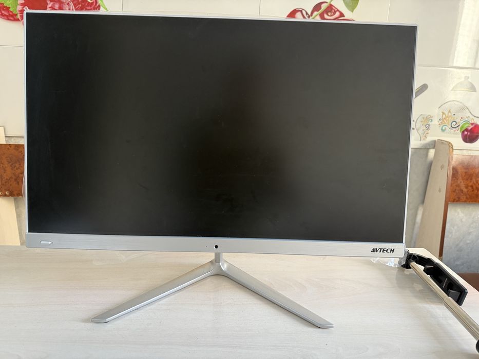 AVTECH monoblok kompyuter- Core i3 12-avlod, 8 GB, SSD512 GB