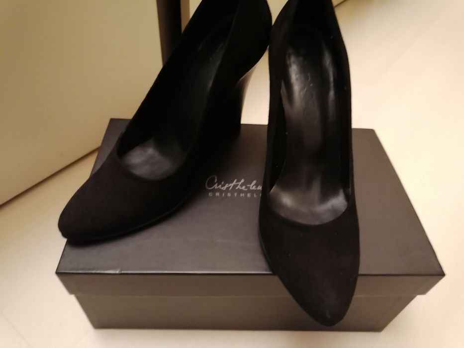 Pantofi dama toc Cristhelen B catena 804-91  din piele intoarsa marime