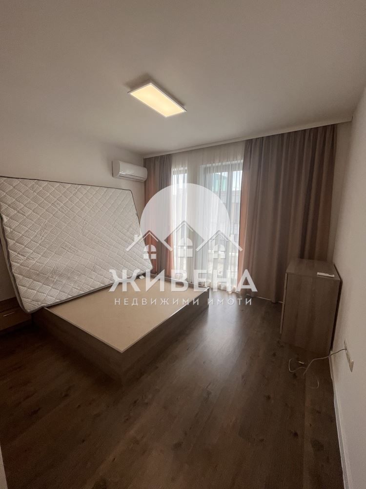 Продавам обзаведен 3-стаен апартамент, кв. Бриз, 119 кв.м