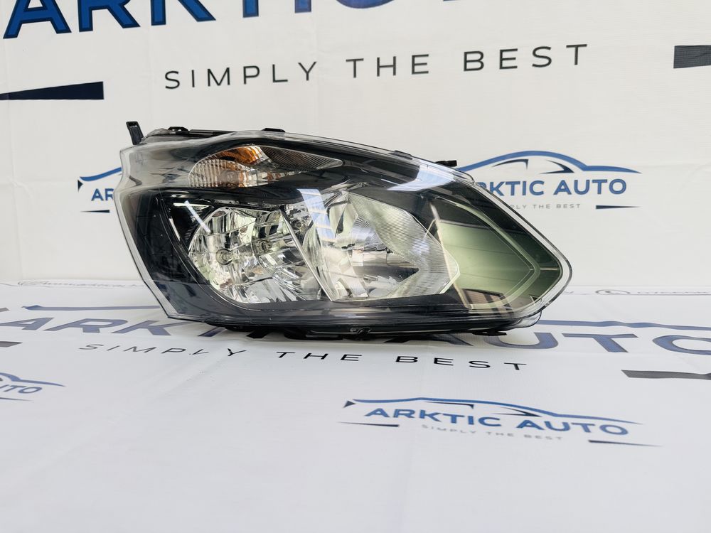 Far dreapta Ford Transit Custom model dupa 2012 cod BK21-13W029-BJ