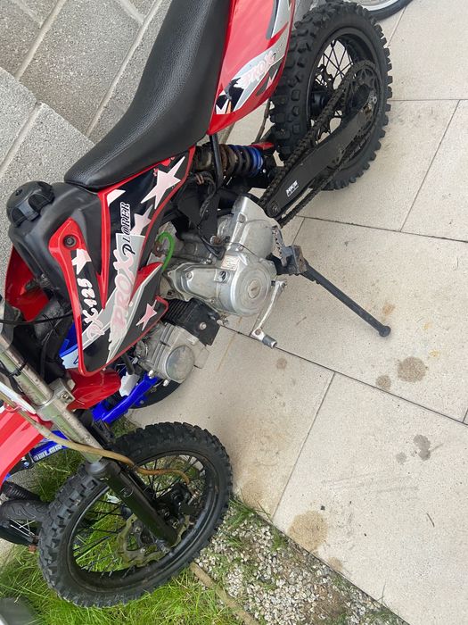 Vând cross 125cc mai multe detali la nr de tel