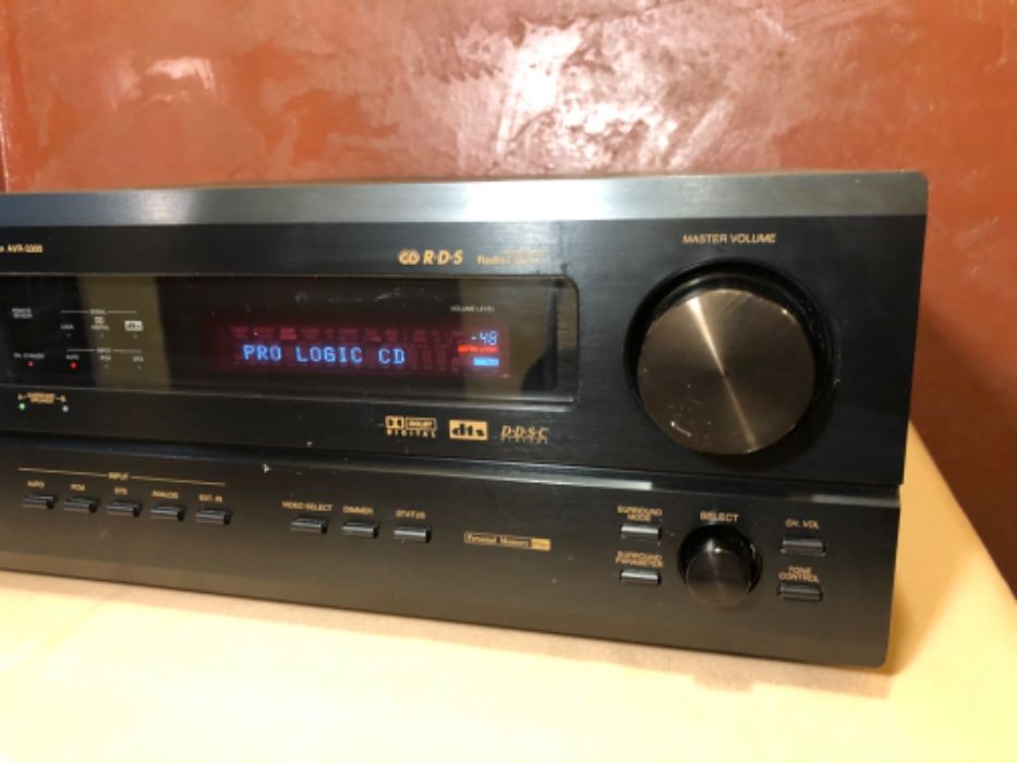 Denon AVR-3300 Resiver
