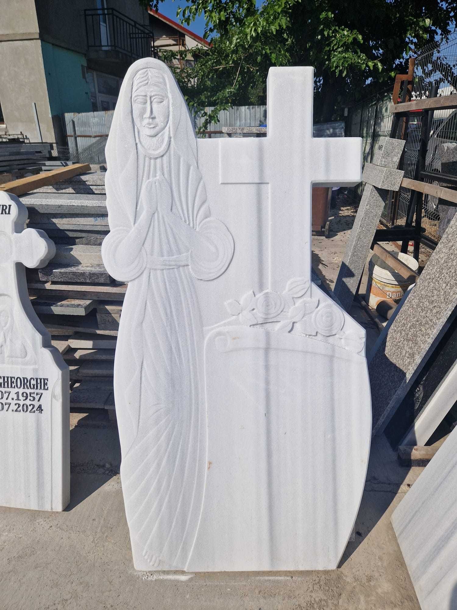 monumente funerare cruce marmura si granit gravura fotoceramica poze