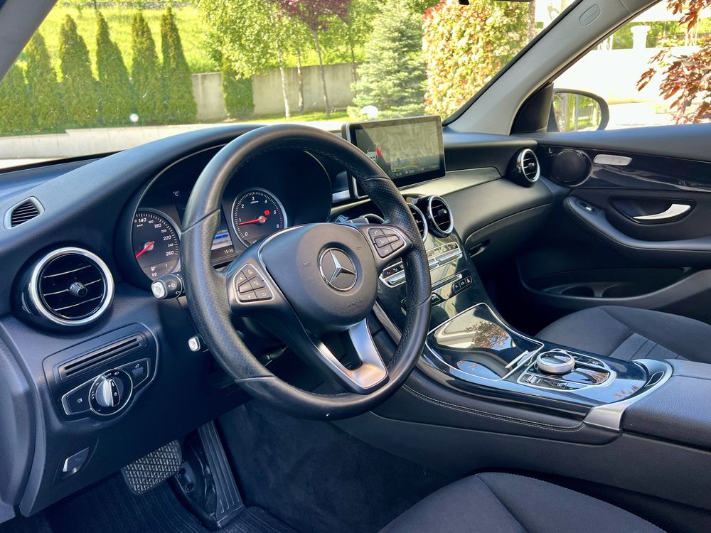 Mercedes Benz GLC 220d 4Motion Cutie 9G! Garantie 12 Luni!