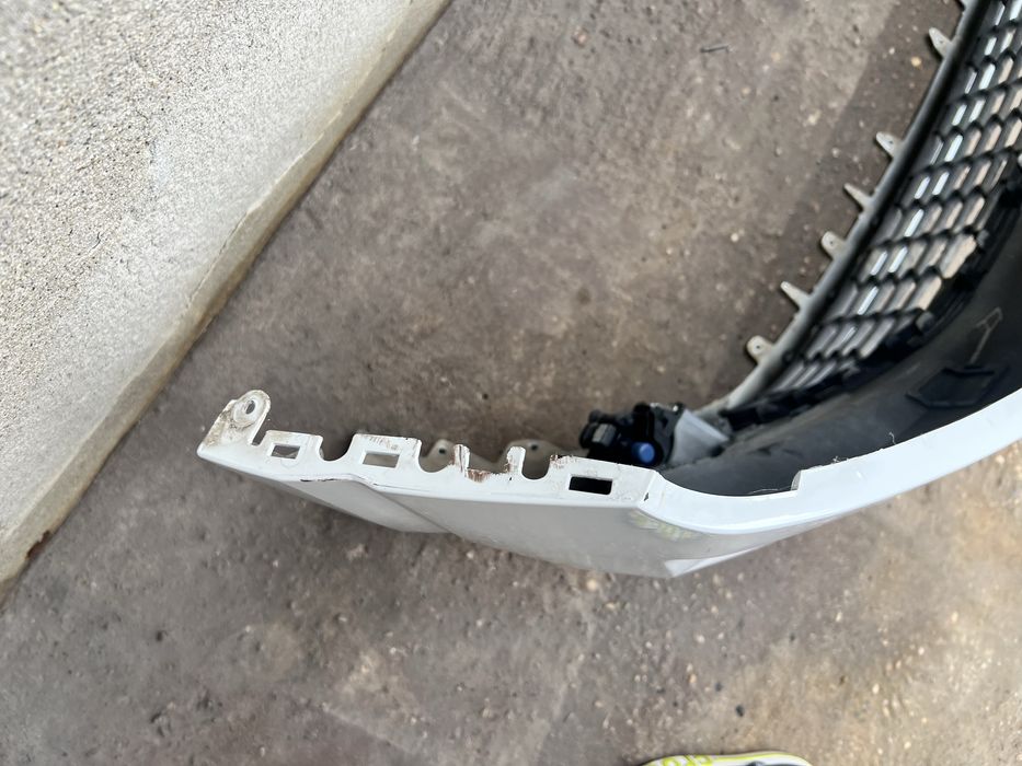 Bara fata Dacia Logan 3 an 2020-prezent cu  6 senzori parcare