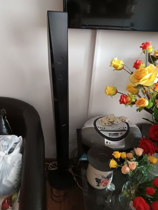 Vând sistem home cinema Sony cu televizor Samsung
