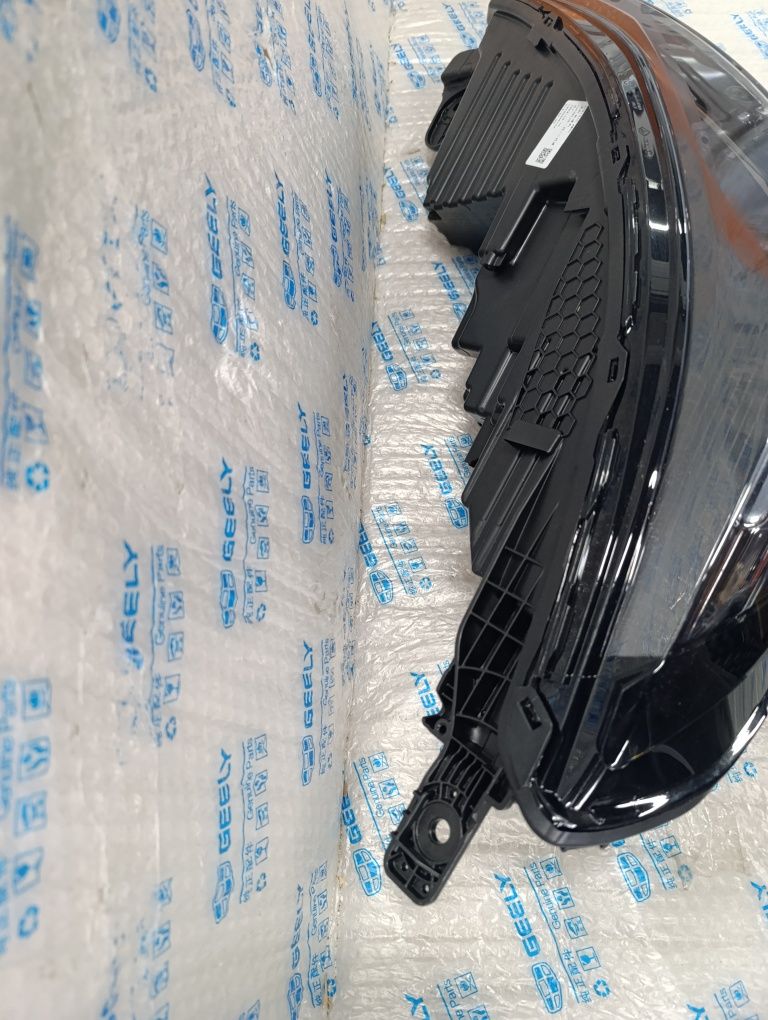 Фара в сборе Changan CS55 plus
