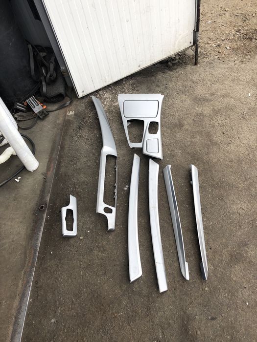 Интериорни лайстни бмв 5 ф10/11 ( interiorni laistni bmw f10/11 )