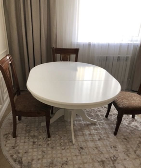 Стол кухонный