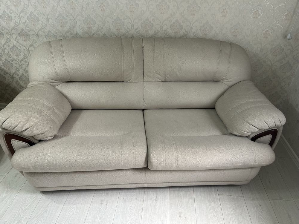Продам классный диван