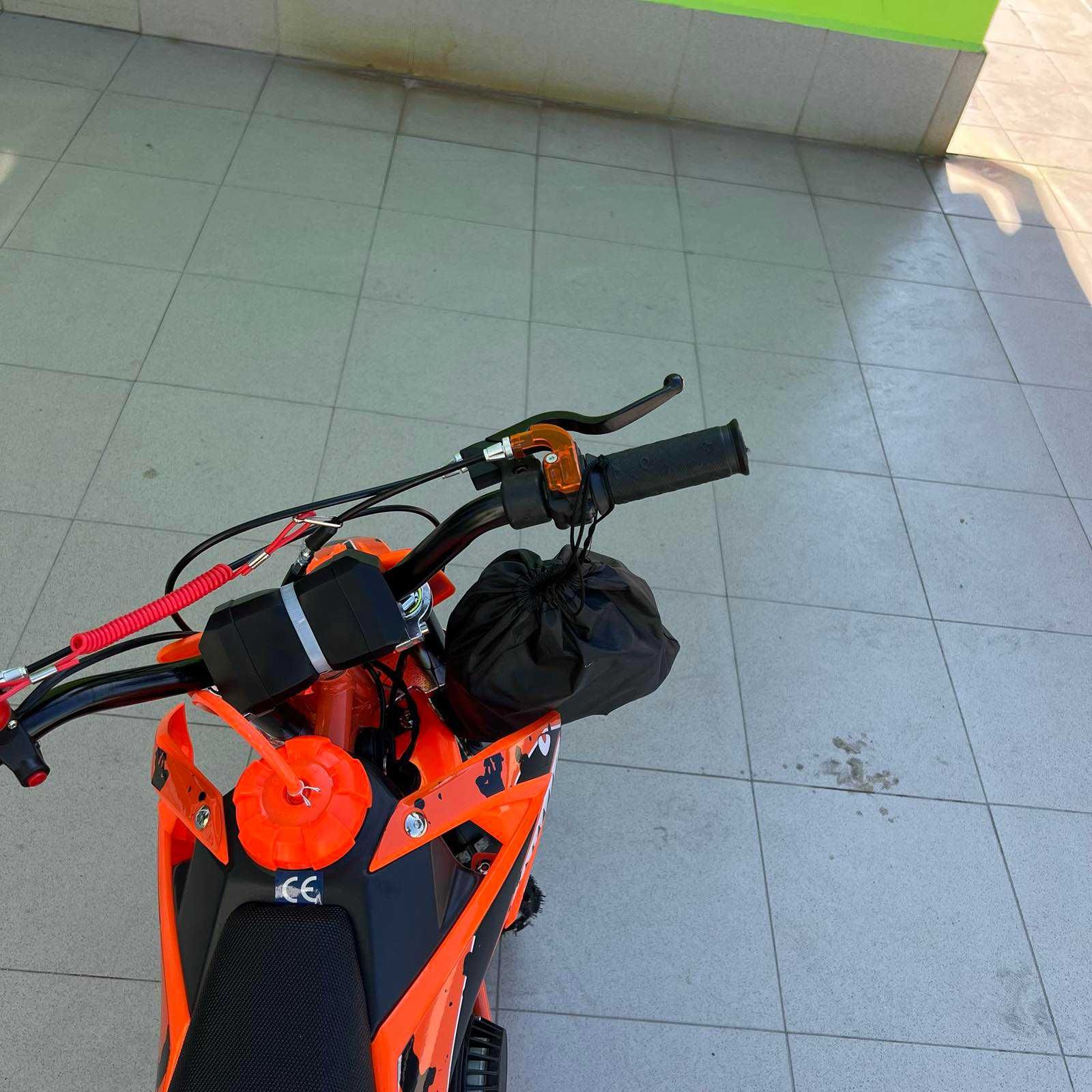 Детски бензинов кросов мотор, DIRT BIKE, 50cc, двутактов двигател